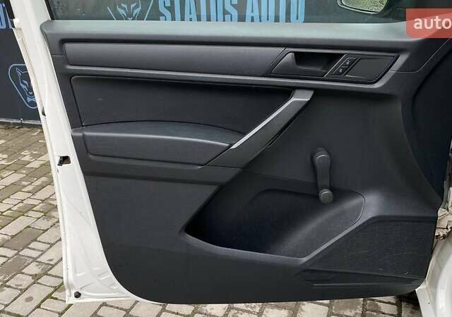 Белый Фольксваген Кадди, объемом двигателя 1.97 л и пробегом 142 тыс. км за 11700 $, фото 13 на Automoto.ua