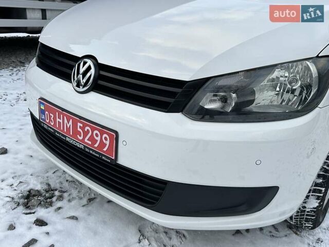 Белый Фольксваген Кадди, объемом двигателя 1.6 л и пробегом 272 тыс. км за 12200 $, фото 11 на Automoto.ua