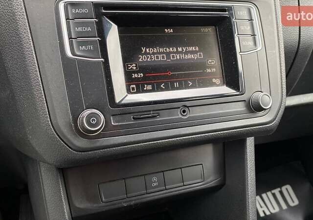 Белый Фольксваген Кадди, объемом двигателя 1.97 л и пробегом 142 тыс. км за 11700 $, фото 22 на Automoto.ua