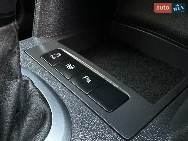 Белый Фольксваген Кадди, объемом двигателя 1.6 л и пробегом 272 тыс. км за 12200 $, фото 78 на Automoto.ua