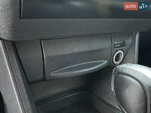 Белый Фольксваген Кадди, объемом двигателя 1.6 л и пробегом 272 тыс. км за 12200 $, фото 69 на Automoto.ua