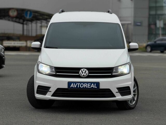 Білий Фольксваген Кадді, об'ємом двигуна 2 л та пробігом 300 тис. км за 13500 $, фото 2 на Automoto.ua