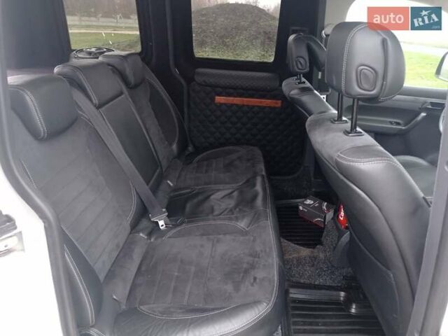 Белый Фольксваген Кадди, объемом двигателя 1.6 л и пробегом 194 тыс. км за 10300 $, фото 4 на Automoto.ua