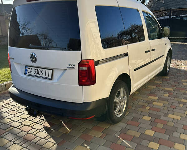 Белый Фольксваген Кадди, объемом двигателя 1.97 л и пробегом 280 тыс. км за 13500 $, фото 5 на Automoto.ua