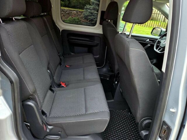 Білий Фольксваген Кадді, об'ємом двигуна 2 л та пробігом 280 тис. км за 8000 $, фото 15 на Automoto.ua