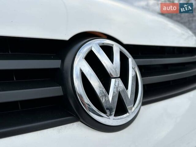 Белый Фольксваген Кадди, объемом двигателя 1.6 л и пробегом 272 тыс. км за 12200 $, фото 8 на Automoto.ua