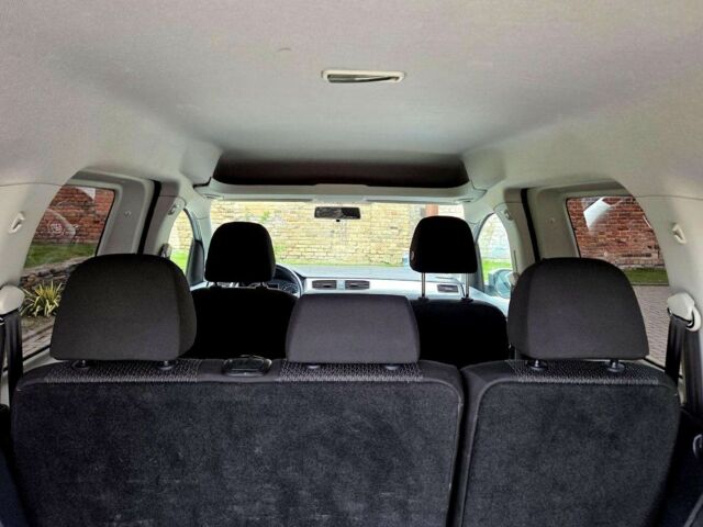 Білий Фольксваген Кадді, об'ємом двигуна 2 л та пробігом 280 тис. км за 8000 $, фото 10 на Automoto.ua