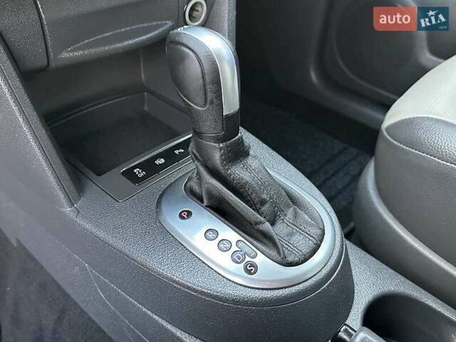 Белый Фольксваген Кадди, объемом двигателя 1.6 л и пробегом 272 тыс. км за 12200 $, фото 56 на Automoto.ua