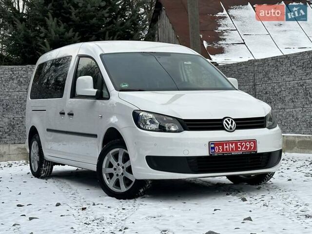 Белый Фольксваген Кадди, объемом двигателя 1.6 л и пробегом 272 тыс. км за 12200 $, фото 1 на Automoto.ua