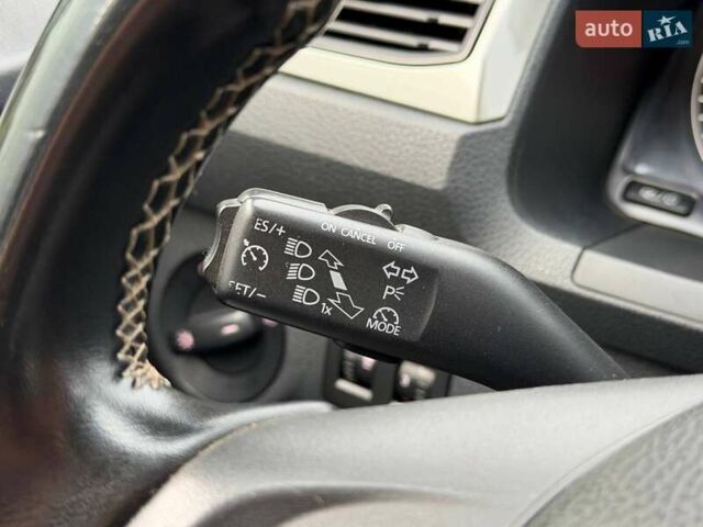 Белый Фольксваген Кадди, объемом двигателя 1.97 л и пробегом 300 тыс. км за 13500 $, фото 42 на Automoto.ua