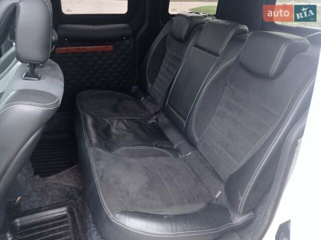 Белый Фольксваген Кадди, объемом двигателя 1.6 л и пробегом 194 тыс. км за 10300 $, фото 3 на Automoto.ua