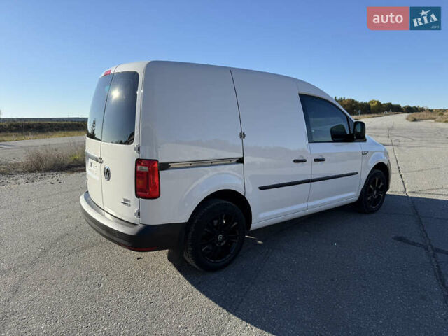 Белый Фольксваген Кадди, объемом двигателя 1.6 л и пробегом 206 тыс. км за 9499 $, фото 11 на Automoto.ua