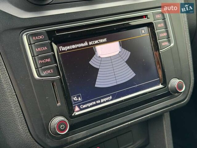 Белый Фольксваген Кадди, объемом двигателя 1.97 л и пробегом 300 тыс. км за 13500 $, фото 46 на Automoto.ua