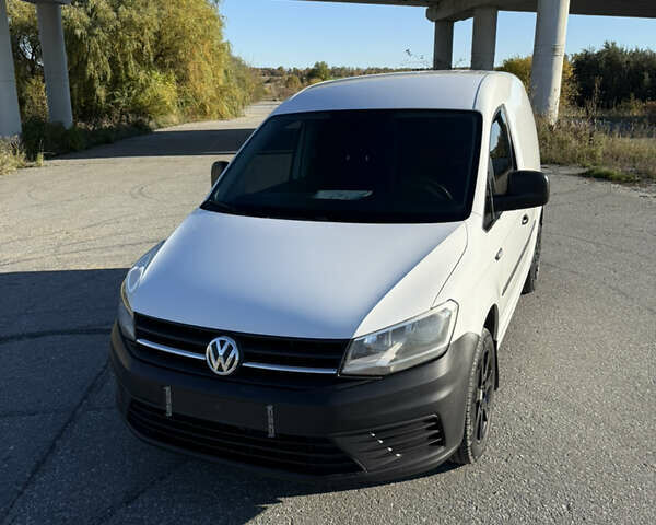 Белый Фольксваген Кадди, объемом двигателя 1.6 л и пробегом 206 тыс. км за 9499 $, фото 7 на Automoto.ua