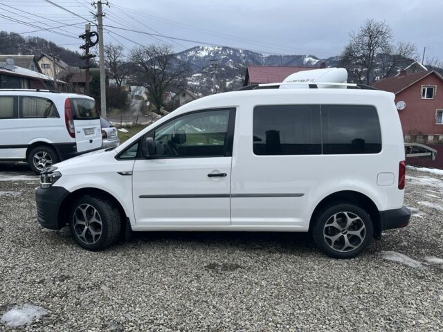 Білий Фольксваген Кадді, об'ємом двигуна 2 л та пробігом 270 тис. км за 11700 $, фото 4 на Automoto.ua