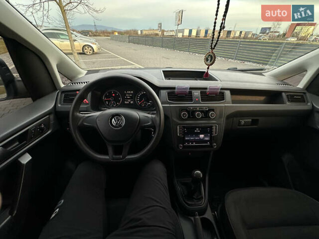 Белый Фольксваген Кадди, объемом двигателя 2 л и пробегом 260 тыс. км за 11500 $, фото 22 на Automoto.ua