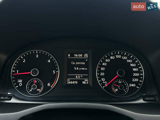 Белый Фольксваген Кадди, объемом двигателя 2 л и пробегом 260 тыс. км за 11500 $, фото 34 на Automoto.ua