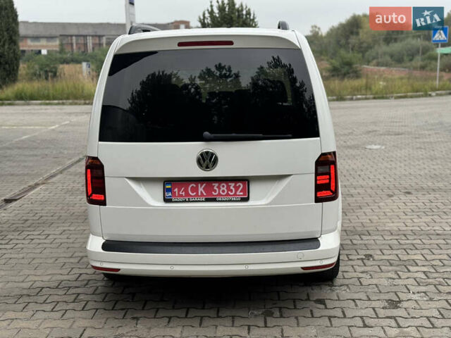 Белый Фольксваген Кадди, объемом двигателя 1.97 л и пробегом 256 тыс. км за 17400 $, фото 4 на Automoto.ua