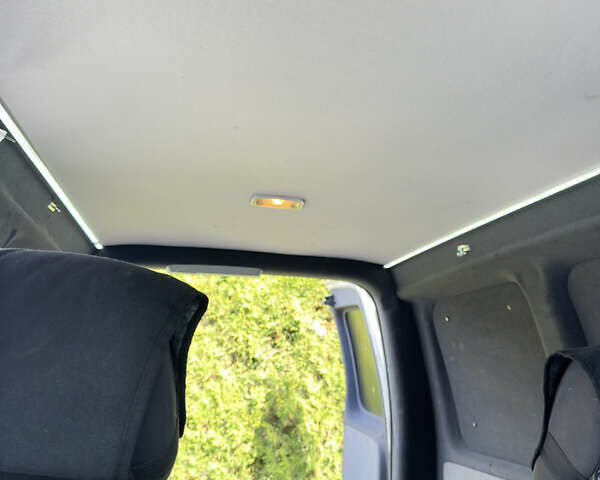 Белый Фольксваген Кадди, объемом двигателя 1.97 л и пробегом 316 тыс. км за 11111 $, фото 17 на Automoto.ua