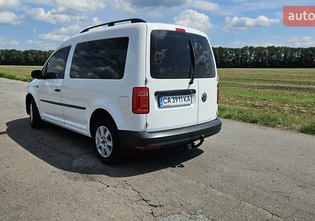 Белый Фольксваген Кадди, объемом двигателя 1.6 л и пробегом 248 тыс. км за 13500 $, фото 6 на Automoto.ua