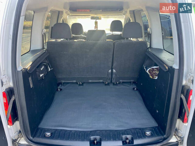 Білий Фольксваген Кадді, об'ємом двигуна 1.97 л та пробігом 360 тис. км за 13200 $, фото 17 на Automoto.ua