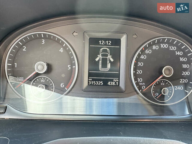 Белый Фольксваген Кадди, объемом двигателя 1.97 л и пробегом 316 тыс. км за 11111 $, фото 8 на Automoto.ua