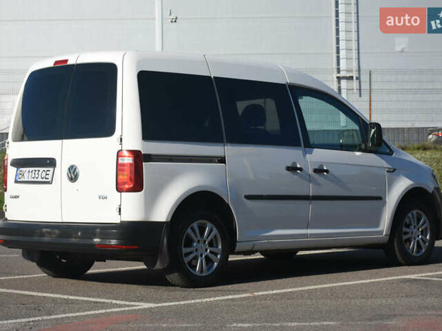Белый Фольксваген Кадди, объемом двигателя 1.97 л и пробегом 204 тыс. км за 11200 $, фото 5 на Automoto.ua