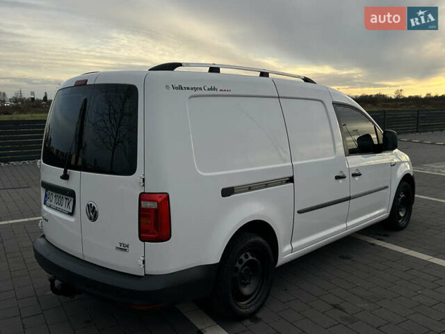 Белый Фольксваген Кадди, объемом двигателя 2 л и пробегом 260 тыс. км за 11500 $, фото 9 на Automoto.ua