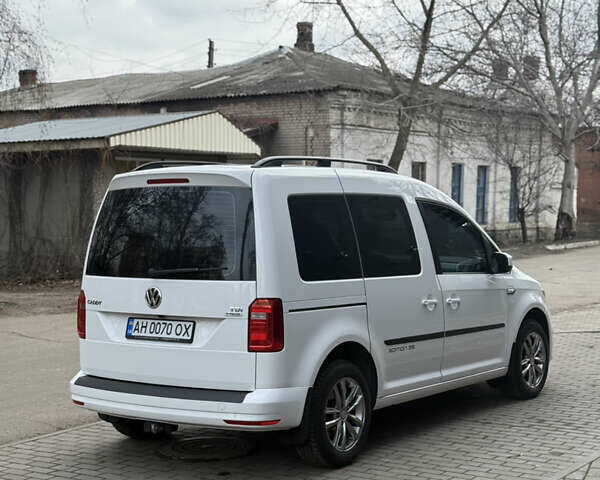 Белый Фольксваген Кадди, объемом двигателя 1.97 л и пробегом 240 тыс. км за 16900 $, фото 10 на Automoto.ua