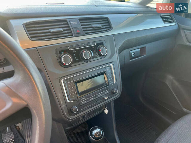 Білий Фольксваген Кадді, об'ємом двигуна 1.97 л та пробігом 360 тис. км за 13200 $, фото 25 на Automoto.ua