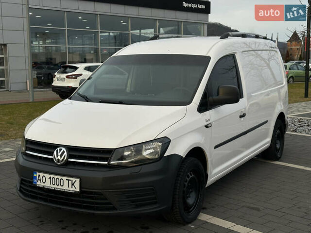 Белый Фольксваген Кадди, объемом двигателя 2 л и пробегом 260 тыс. км за 11500 $, фото 1 на Automoto.ua