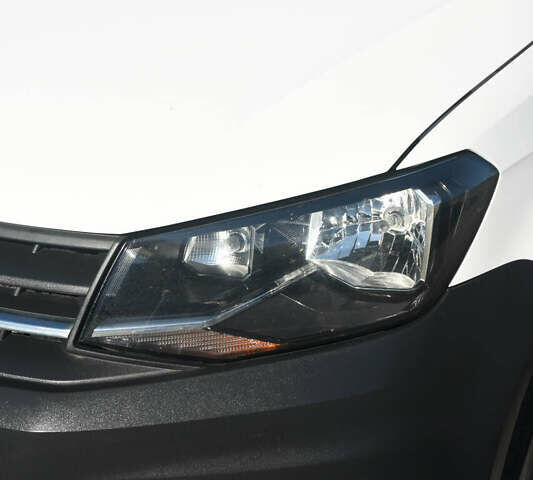 Белый Фольксваген Кадди, объемом двигателя 1.97 л и пробегом 204 тыс. км за 11200 $, фото 10 на Automoto.ua