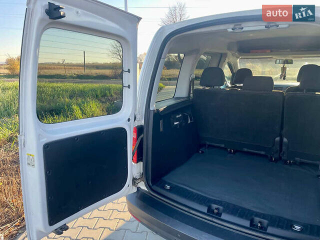 Білий Фольксваген Кадді, об'ємом двигуна 1.97 л та пробігом 360 тис. км за 13200 $, фото 18 на Automoto.ua