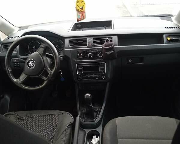 Білий Фольксваген Кадді, об'ємом двигуна 1.97 л та пробігом 250 тис. км за 12300 $, фото 12 на Automoto.ua