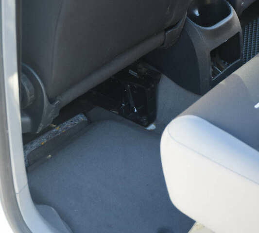 Белый Фольксваген Кадди, объемом двигателя 1.97 л и пробегом 204 тыс. км за 11200 $, фото 23 на Automoto.ua