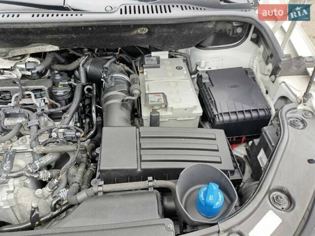 Білий Фольксваген Кадді, об'ємом двигуна 2 л та пробігом 254 тис. км за 13800 $, фото 18 на Automoto.ua