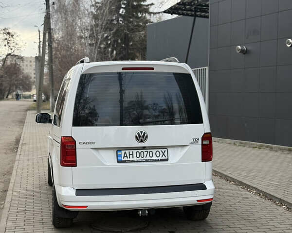 Белый Фольксваген Кадди, объемом двигателя 1.97 л и пробегом 240 тыс. км за 16900 $, фото 9 на Automoto.ua