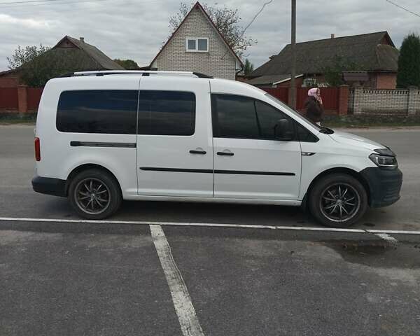 Білий Фольксваген Кадді, об'ємом двигуна 1.97 л та пробігом 250 тис. км за 12300 $, фото 9 на Automoto.ua