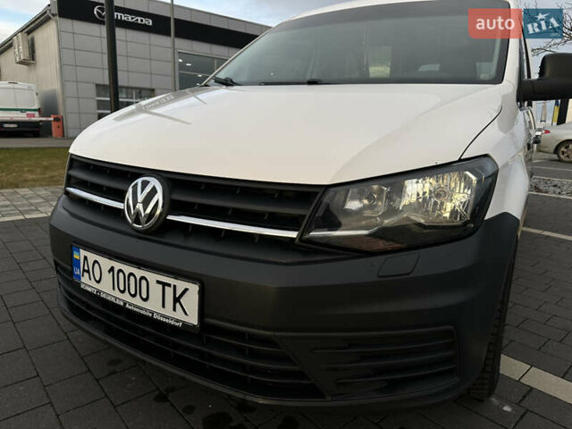 Белый Фольксваген Кадди, объемом двигателя 2 л и пробегом 260 тыс. км за 11500 $, фото 5 на Automoto.ua