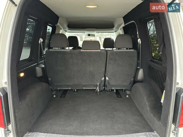 Белый Фольксваген Кадди, объемом двигателя 2 л и пробегом 245 тыс. км за 12800 $, фото 10 на Automoto.ua