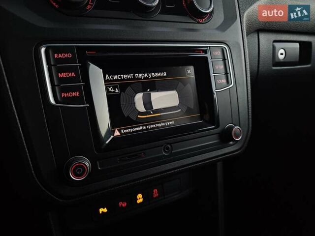 Белый Фольксваген Кадди, объемом двигателя 1.97 л и пробегом 184 тыс. км за 19950 $, фото 31 на Automoto.ua