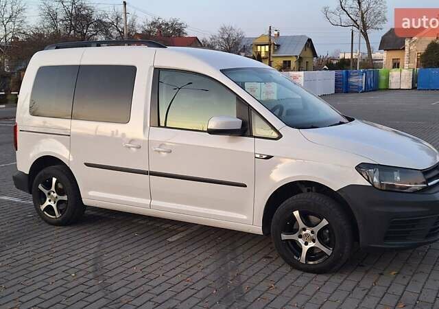 Белый Фольксваген Кадди, объемом двигателя 2 л и пробегом 247 тыс. км за 13900 $, фото 6 на Automoto.ua