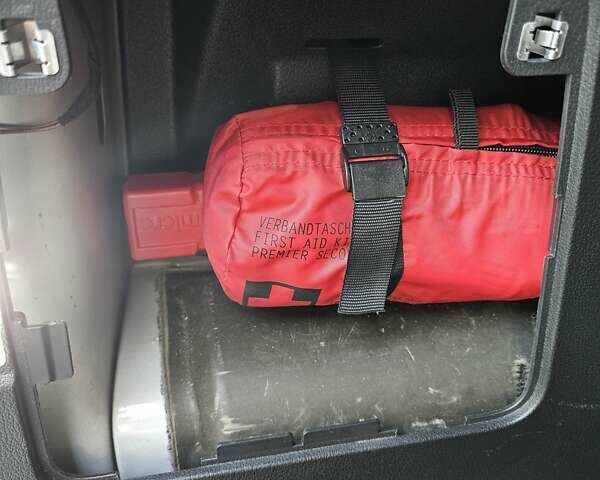 Белый Фольксваген Кадди, объемом двигателя 1.97 л и пробегом 184 тыс. км за 19950 $, фото 58 на Automoto.ua