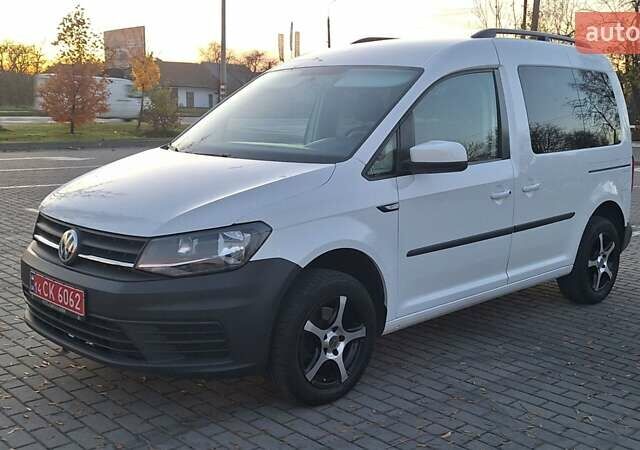 Белый Фольксваген Кадди, объемом двигателя 2 л и пробегом 247 тыс. км за 13900 $, фото 5 на Automoto.ua