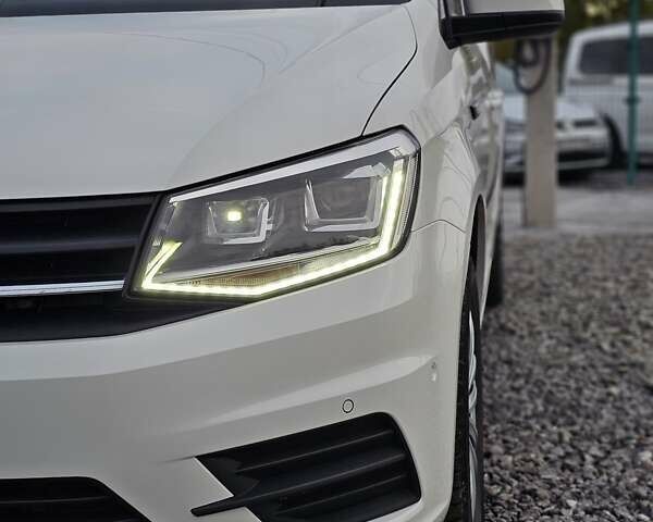 Белый Фольксваген Кадди, объемом двигателя 1.97 л и пробегом 184 тыс. км за 19950 $, фото 17 на Automoto.ua