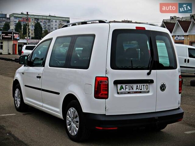 Белый Фольксваген Кадди, объемом двигателя 2 л и пробегом 173 тыс. км за 13500 $, фото 3 на Automoto.ua