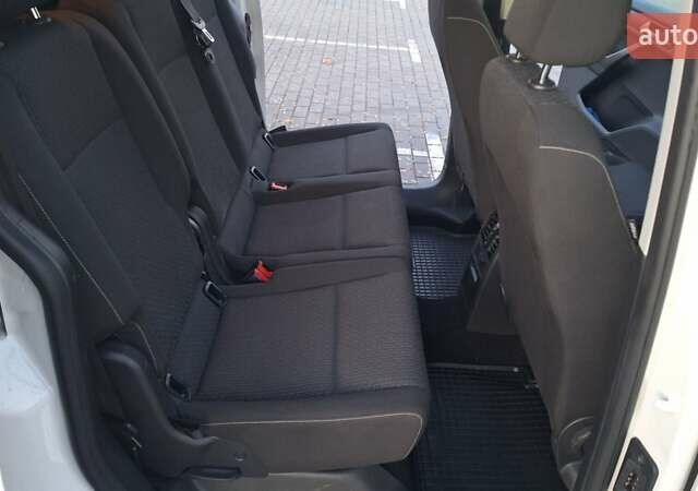 Белый Фольксваген Кадди, объемом двигателя 2 л и пробегом 247 тыс. км за 13900 $, фото 22 на Automoto.ua