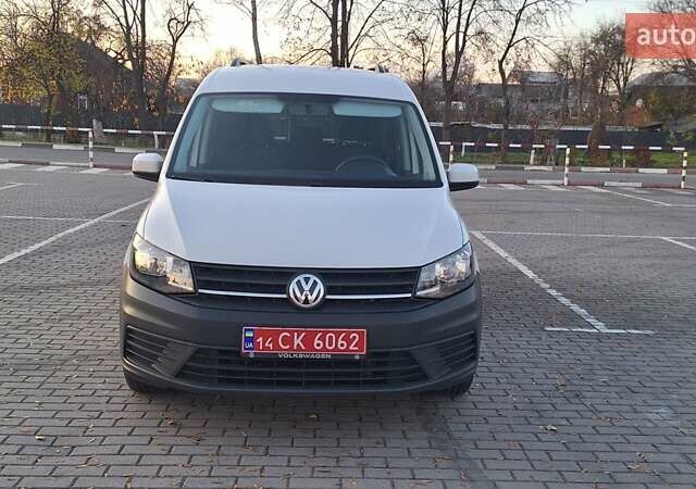Белый Фольксваген Кадди, объемом двигателя 2 л и пробегом 247 тыс. км за 13900 $, фото 9 на Automoto.ua