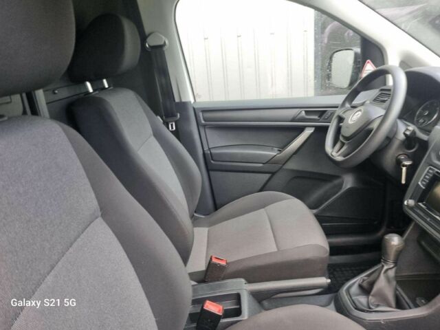 Белый Фольксваген Кадди, объемом двигателя 2 л и пробегом 107 тыс. км за 8600 $, фото 10 на Automoto.ua