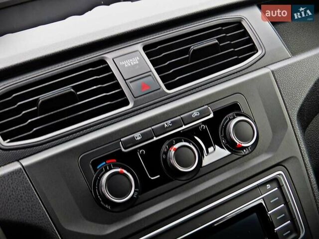 Белый Фольксваген Кадди, объемом двигателя 2 л и пробегом 173 тыс. км за 13500 $, фото 10 на Automoto.ua